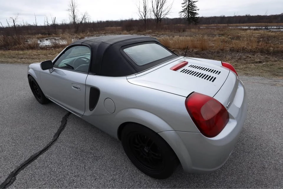 2000 Toyota MR2 Spyder/MR-S - Image 9 of 20