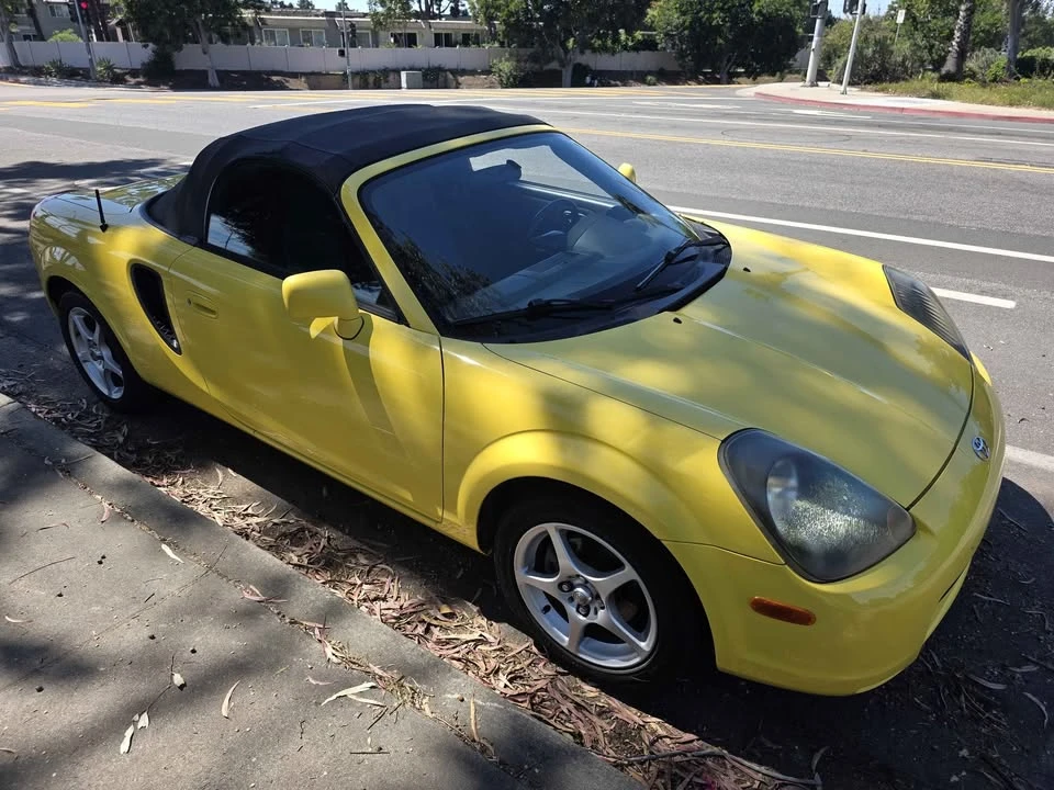 2000 Toyota MR2 Spyder/MR-S - Image 4 of 8