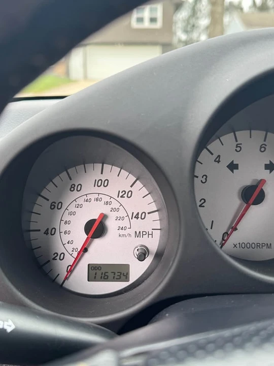 2000 Toyota MR2 Spyder/MR-S - Image 17 of 20