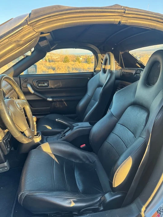 2000 Toyota MR2 Spyder/MR-S - Image 6 of 13