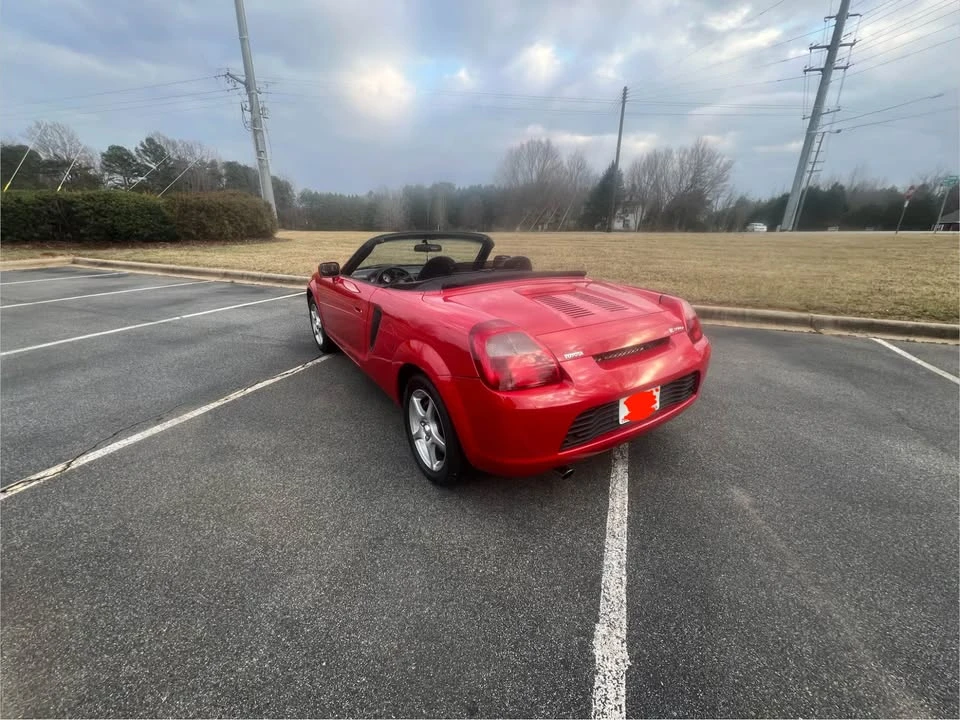 2000 Toyota MR2 Spyder/MR-S - Image 2 of 4