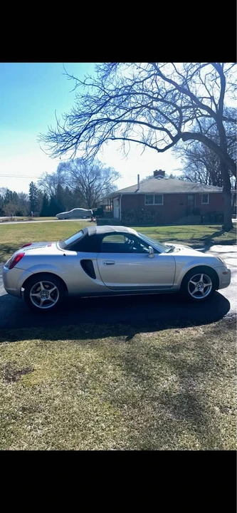 2000 Toyota MR2 Spyder/MR-S - Image 2 of 7