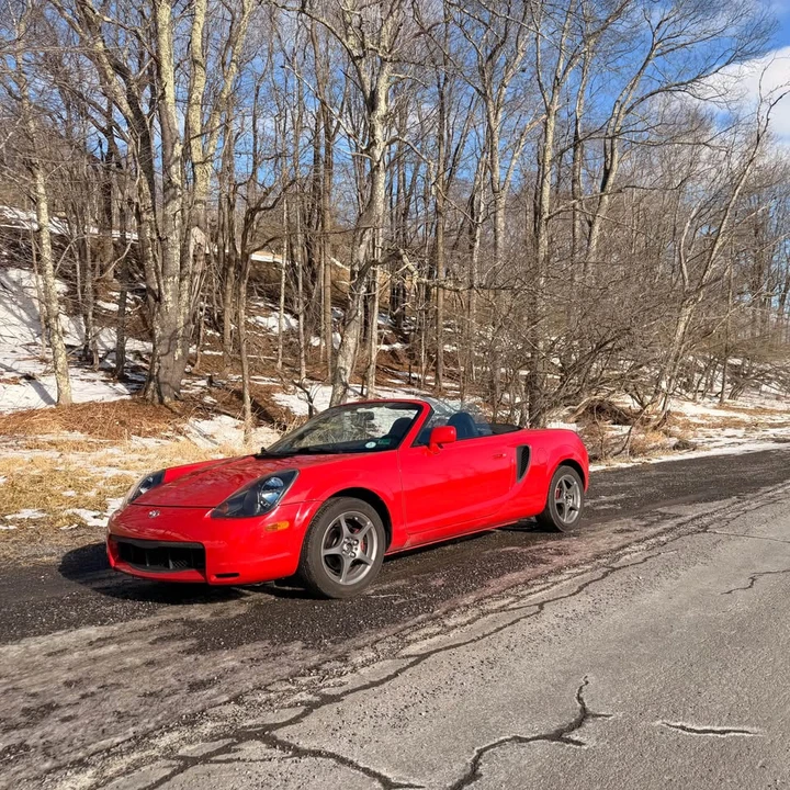 2000 Toyota MR2 Spyder/MR-S - Image 2 of 4