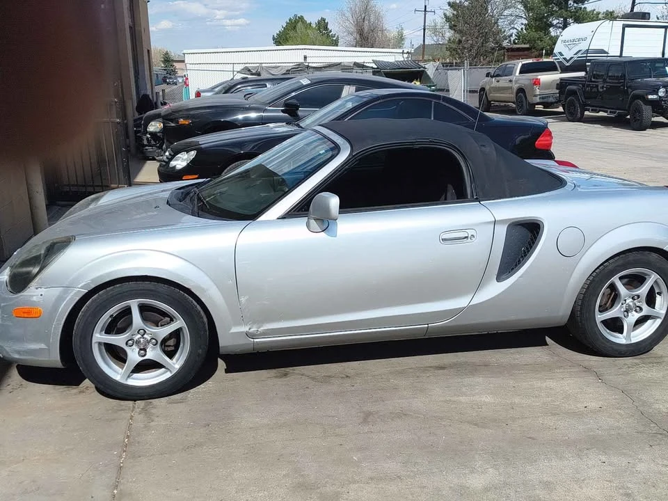 2000 Toyota MR2 Spyder/MR-S - Image 8 of 10