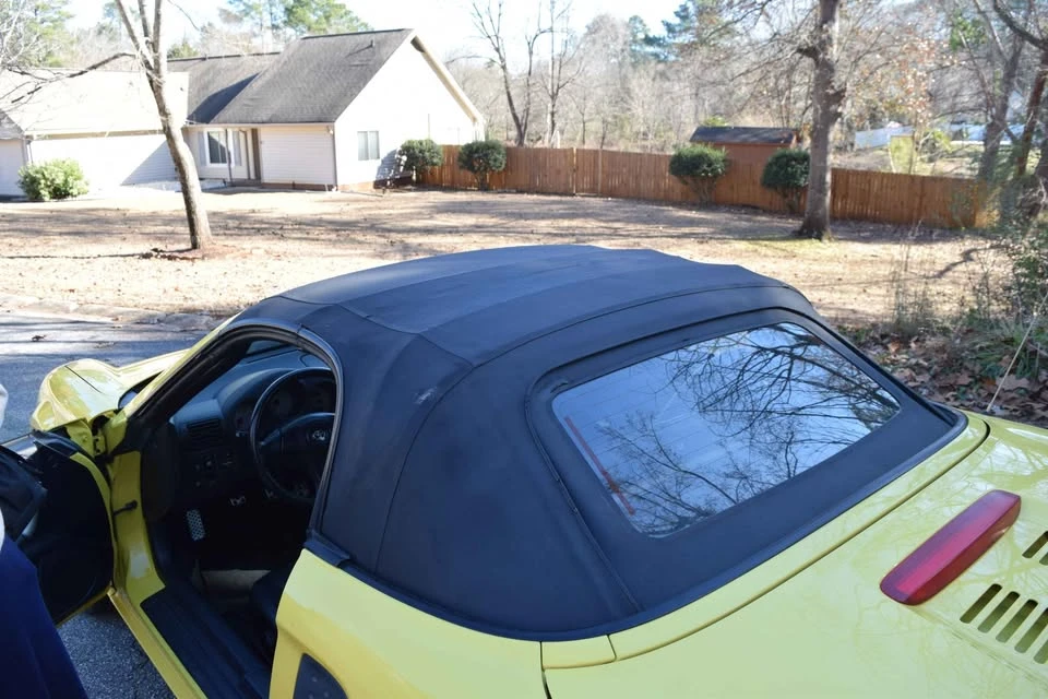 2000 Toyota MR2 Spyder/MR-S - Image 7 of 9