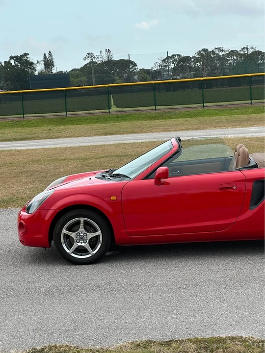 2000 Toyota MR2 Spyder/MR-S - Image 3 of 19
