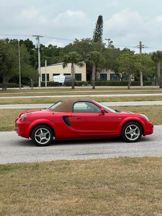 2000 Toyota MR2 Spyder/MR-S - Image 11 of 19
