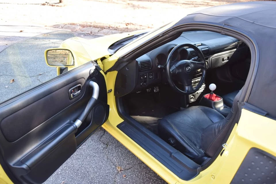 2000 Toyota MR2 Spyder/MR-S - Image 4 of 9