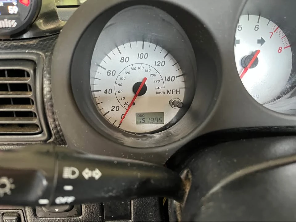 2000 Toyota MR2 Spyder/MR-S - Image 15 of 18
