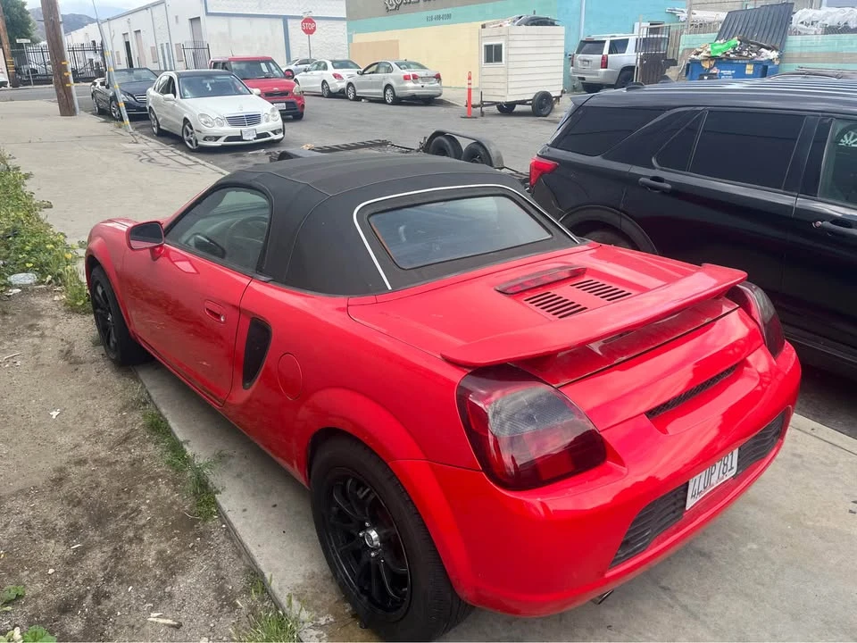 2000 Toyota MR2 Spyder/MR-S - Image 6 of 7