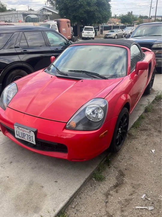 2000 Toyota MR2 Spyder/MR-S - Image 2 of 7