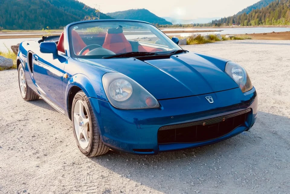 2000 Toyota MR2 Spyder/MR-S - Image 2 of 20