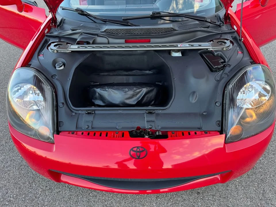 2000 Toyota MR2 Spyder/MR-S - Image 14 of 20