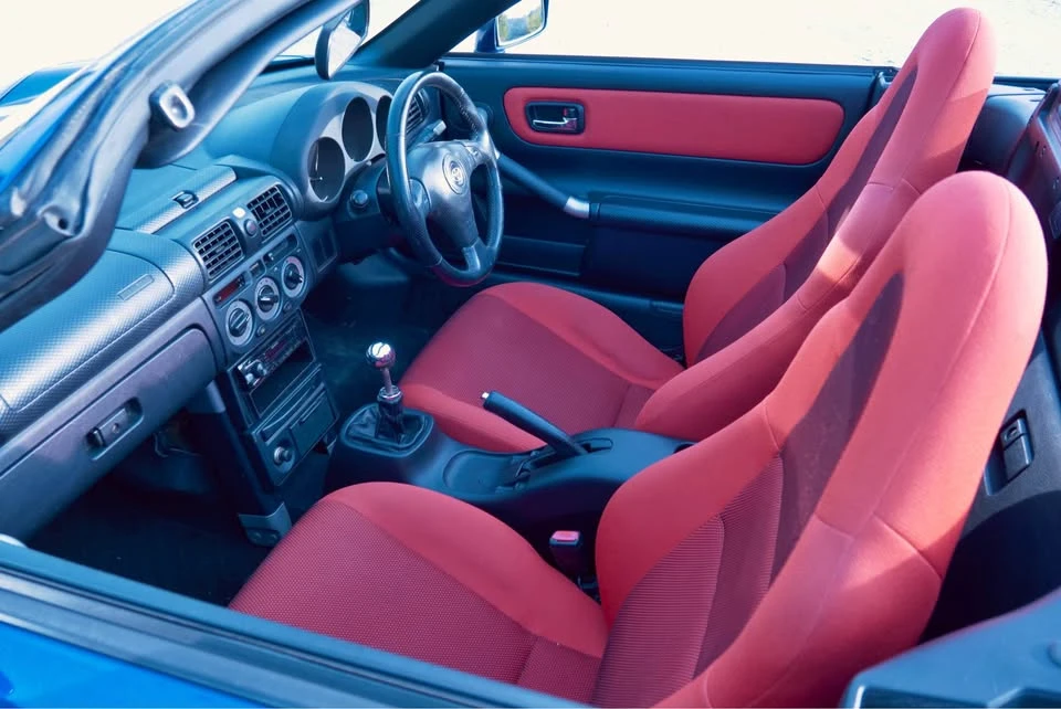 2000 Toyota MR2 Spyder/MR-S - Image 11 of 20