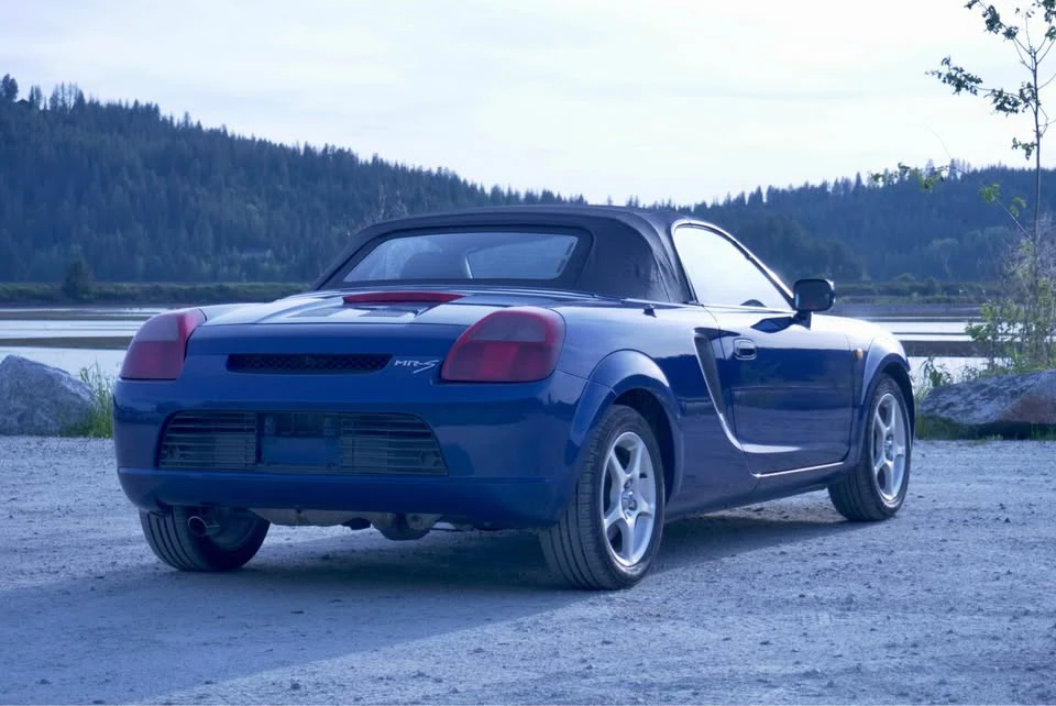 2000 Toyota MR2 Spyder/MR-S - Image 18 of 20