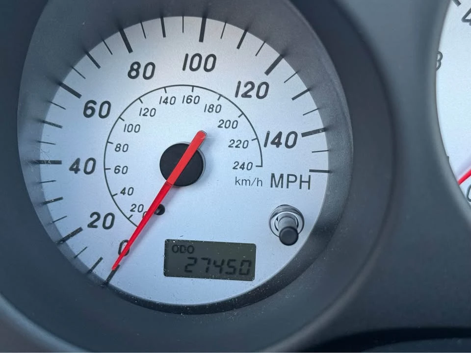 2000 Toyota MR2 Spyder/MR-S - Image 13 of 20