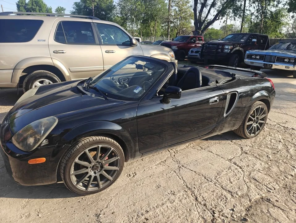 2000 Toyota MR2 Spyder/MR-S - Image 7 of 12