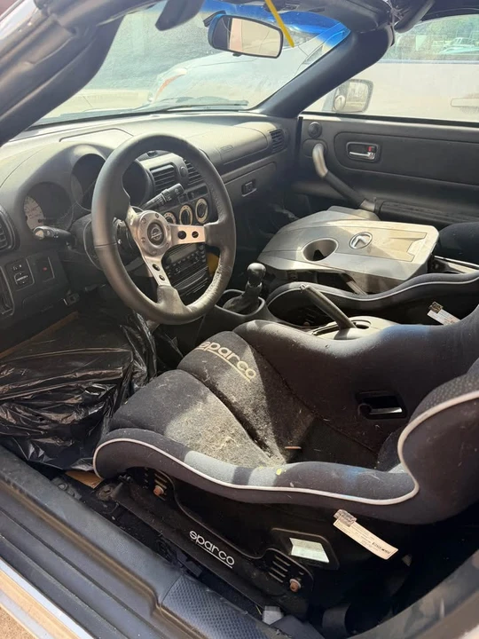 2000 Toyota MR2 Spyder/MR-S - Image 6 of 8