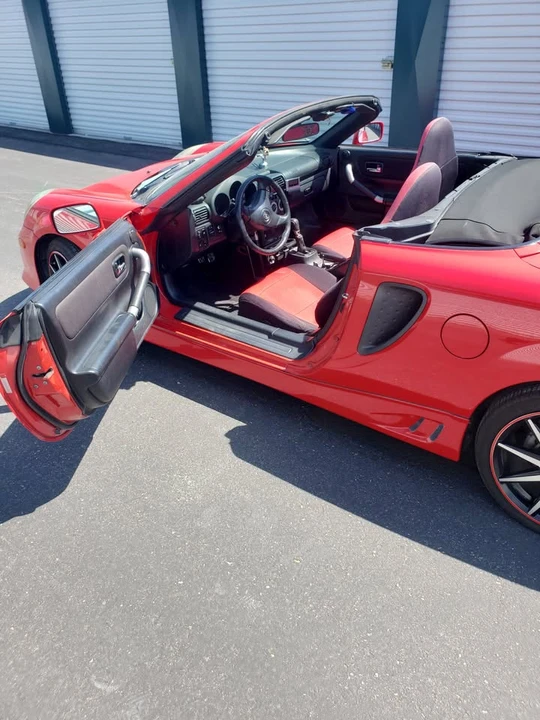 2000 Toyota MR2 Spyder/MR-S - Image 8 of 17