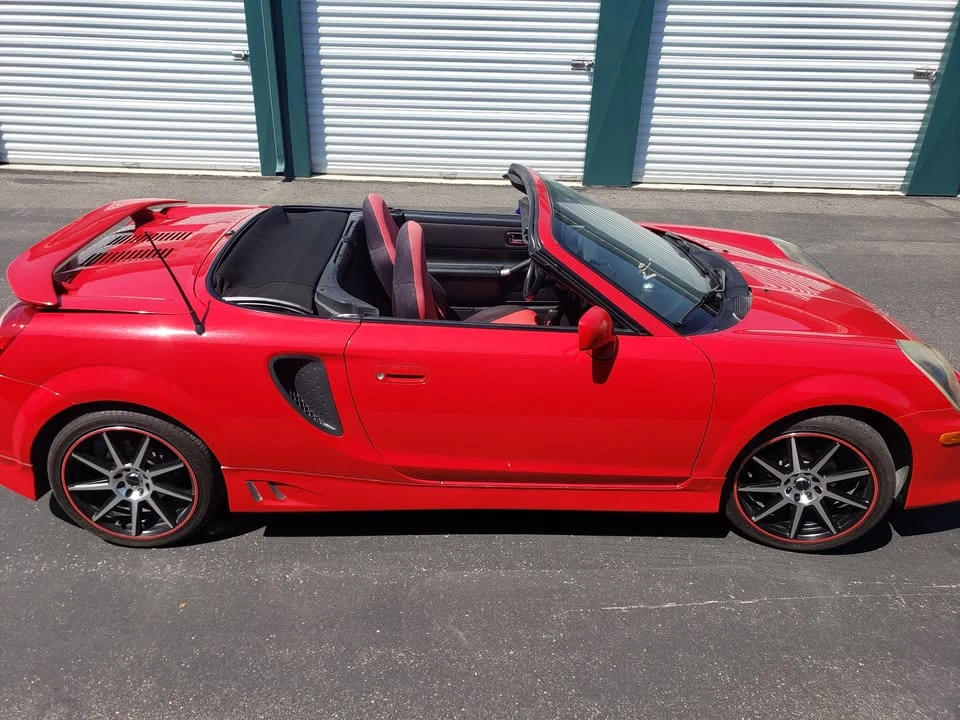 2000 Toyota MR2 Spyder/MR-S - Image 2 of 17