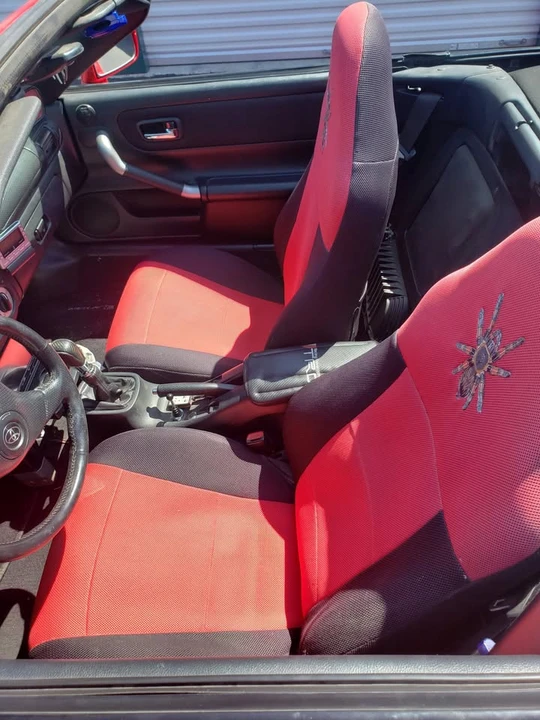 2000 Toyota MR2 Spyder/MR-S - Image 5 of 17