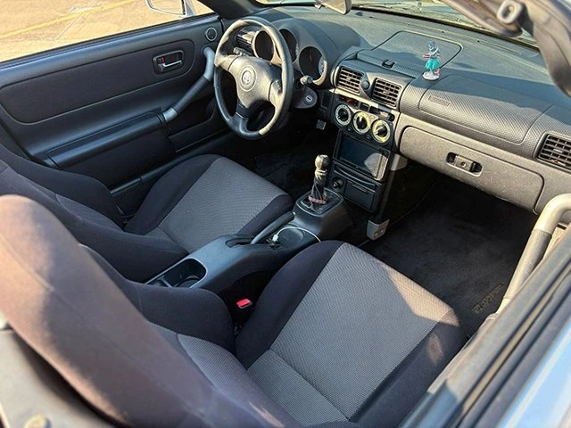 2000 Toyota MR2 Spyder/MR-S - Image 11 of 20