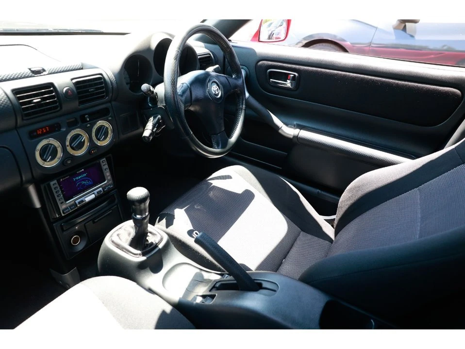 2000 Toyota MR2 Spyder/MR-S - Image 13 of 17