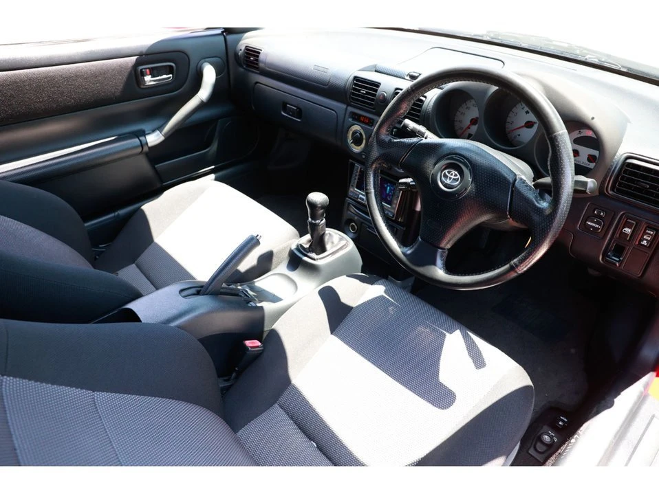 2000 Toyota MR2 Spyder/MR-S - Image 3 of 17