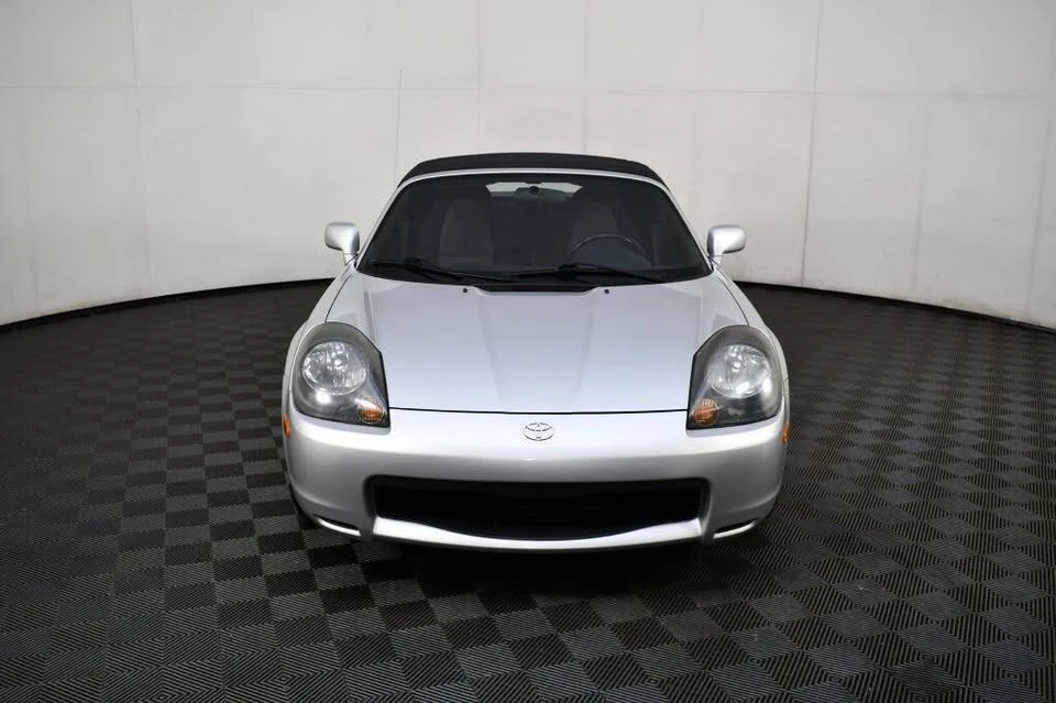2000 Toyota MR2 Spyder/MR-S - Image 2 of 20
