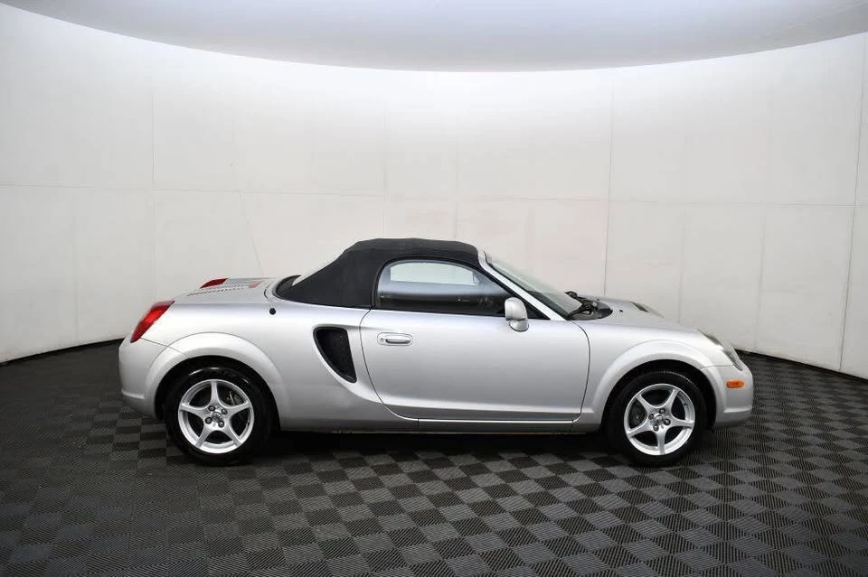 2000 Toyota MR2 Spyder/MR-S - Image 5 of 20