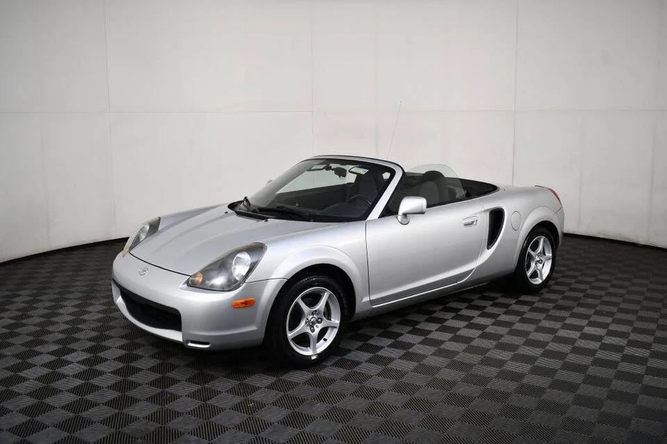 2000 Toyota MR2 Spyder/MR-S - Image 12 of 20