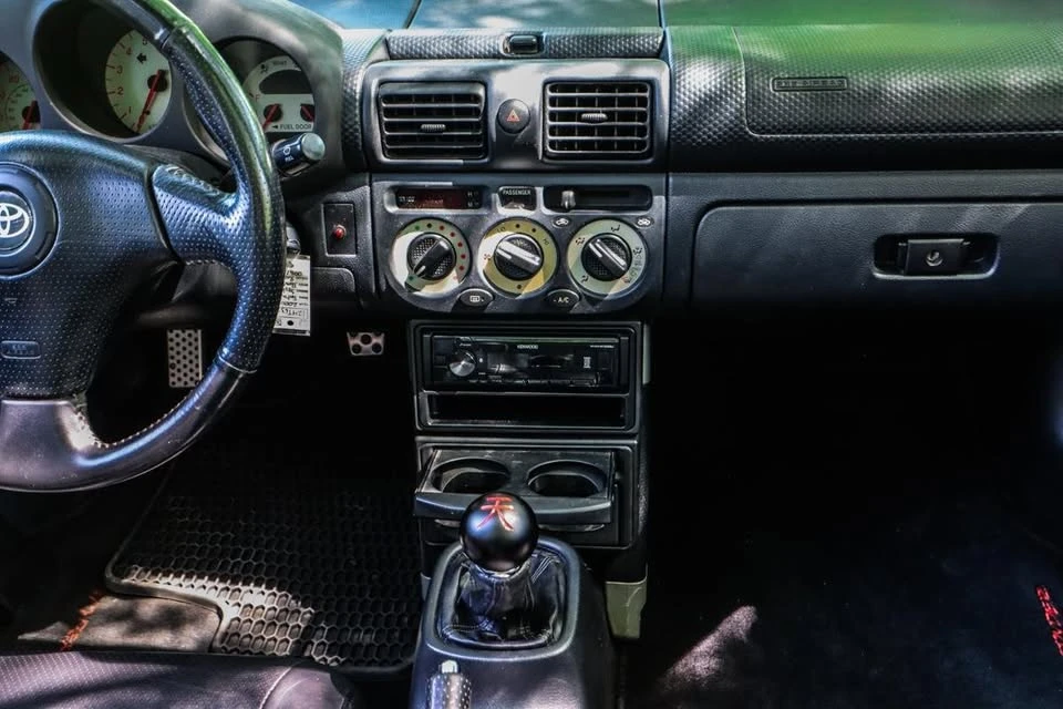 2000 Toyota MR2 Spyder/MR-S - Image 20 of 20