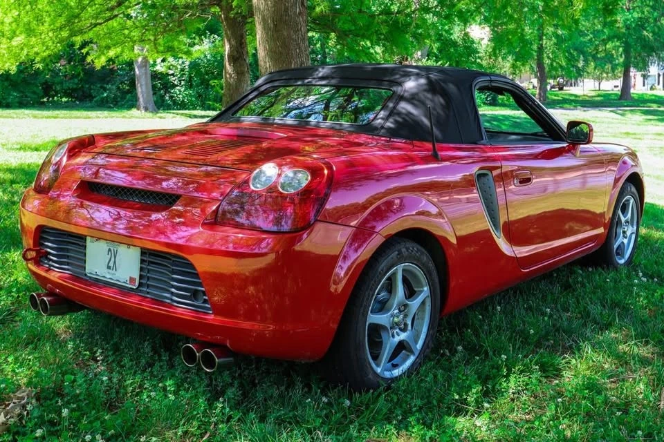 2000 Toyota MR2 Spyder/MR-S - Image 9 of 20