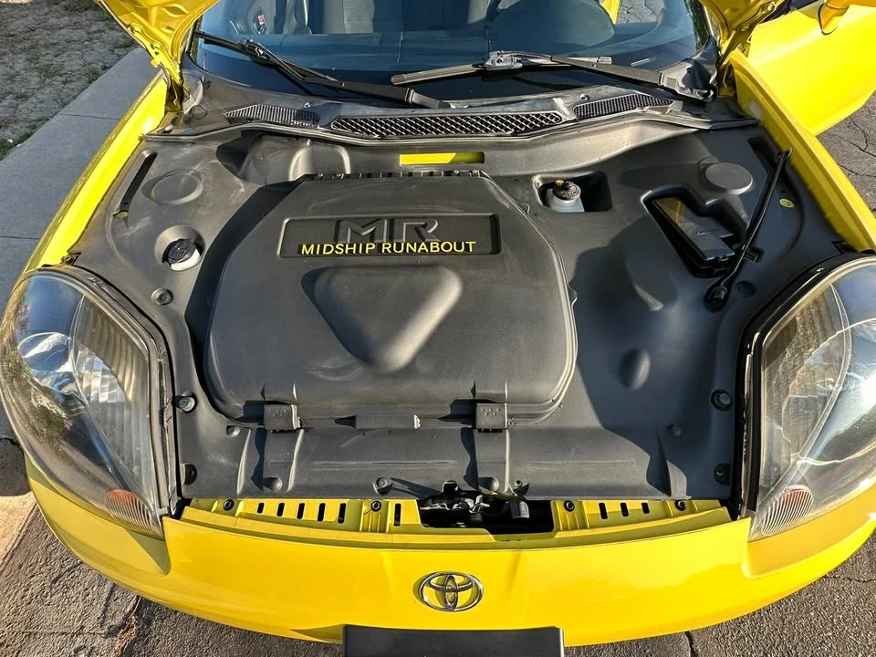 2000 Toyota MR2 Spyder/MR-S - Image 10 of 13