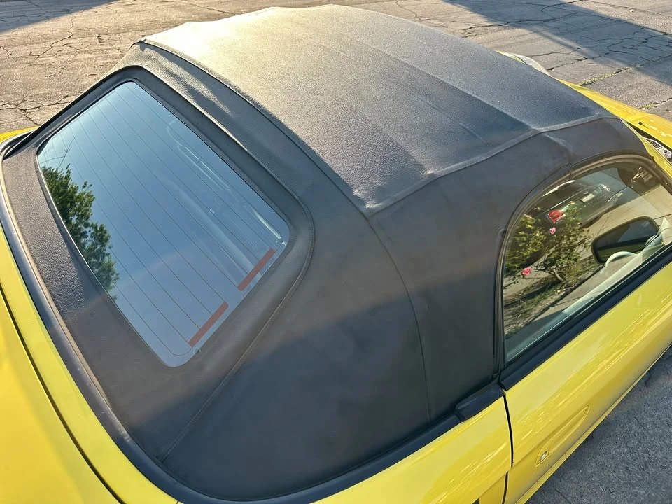 2000 Toyota MR2 Spyder/MR-S - Image 12 of 13