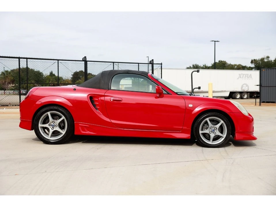 2000 Toyota MR2 Spyder/MR-S - Image 5 of 18