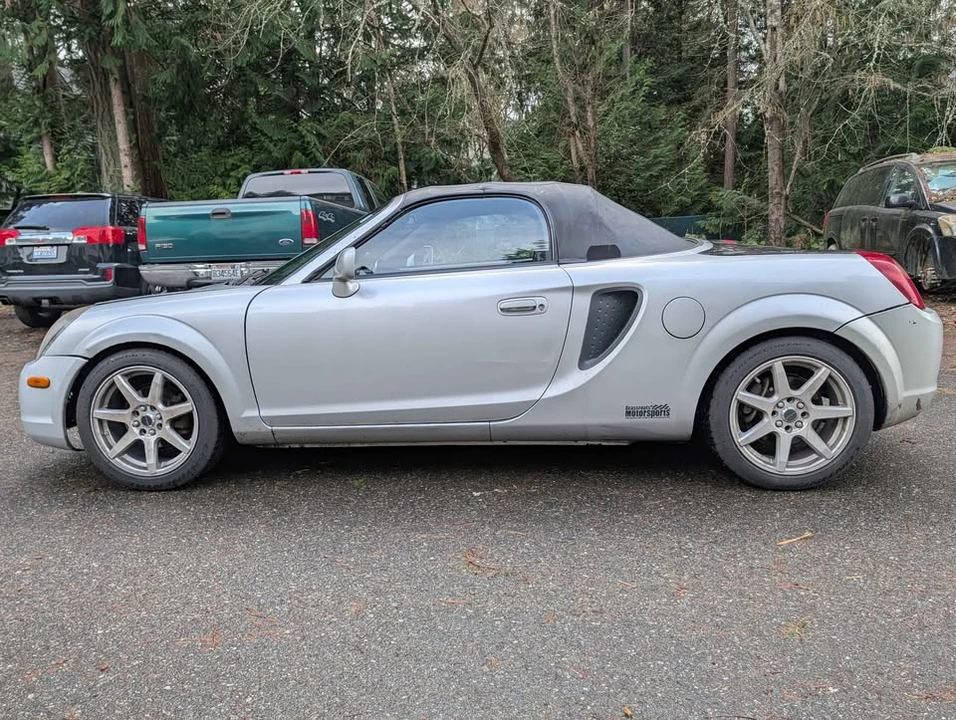 2000 Toyota MR2 Spyder/MR-S - Image 8 of 18