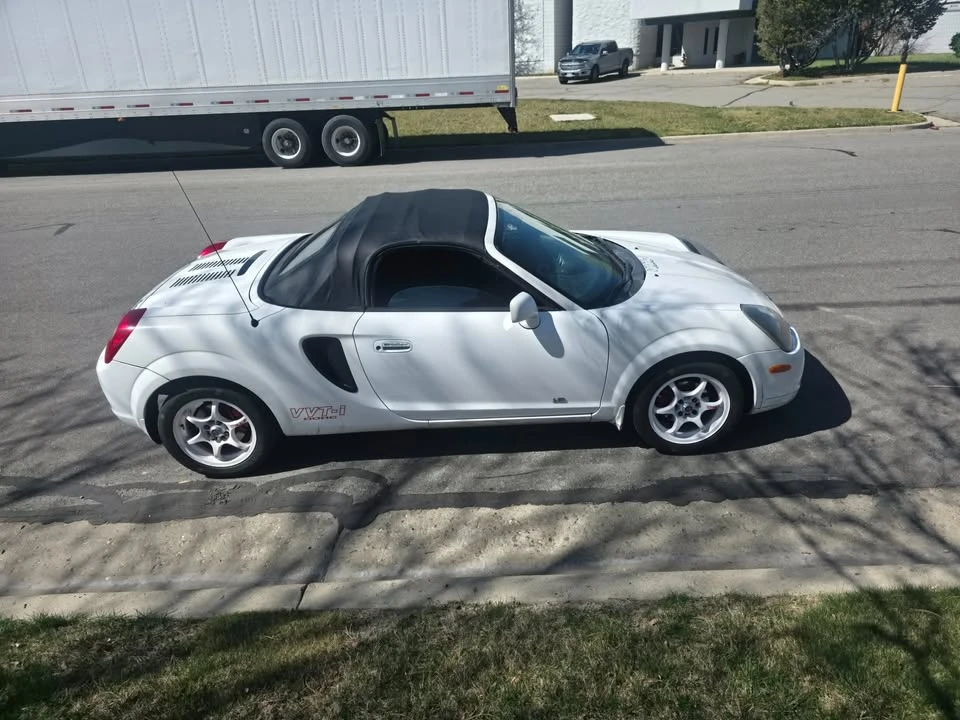 2000 Toyota MR2 Spyder/MR-S - Image 6 of 16