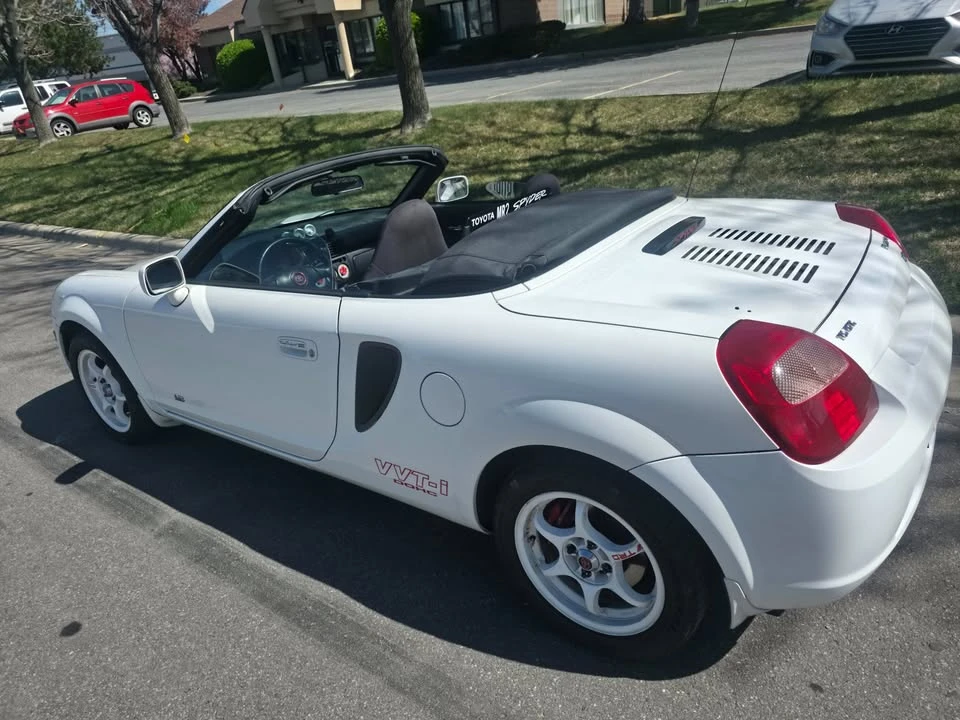 2000 Toyota MR2 Spyder/MR-S - Image 8 of 16