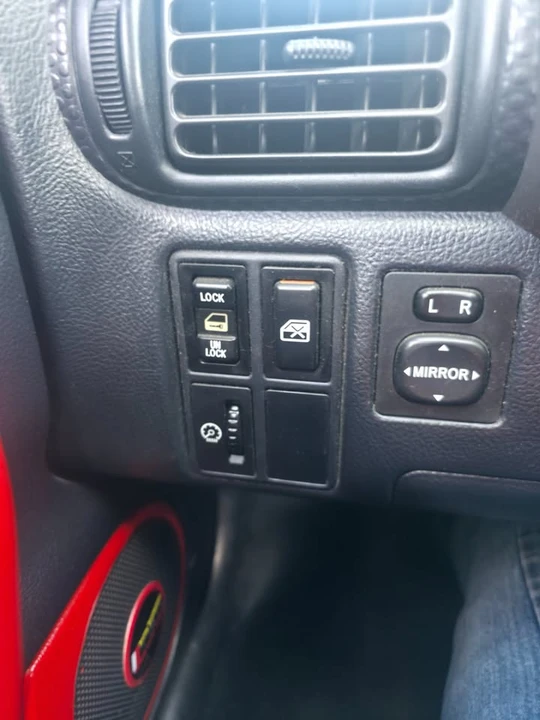 2000 Toyota MR2 Spyder/MR-S - Image 16 of 16