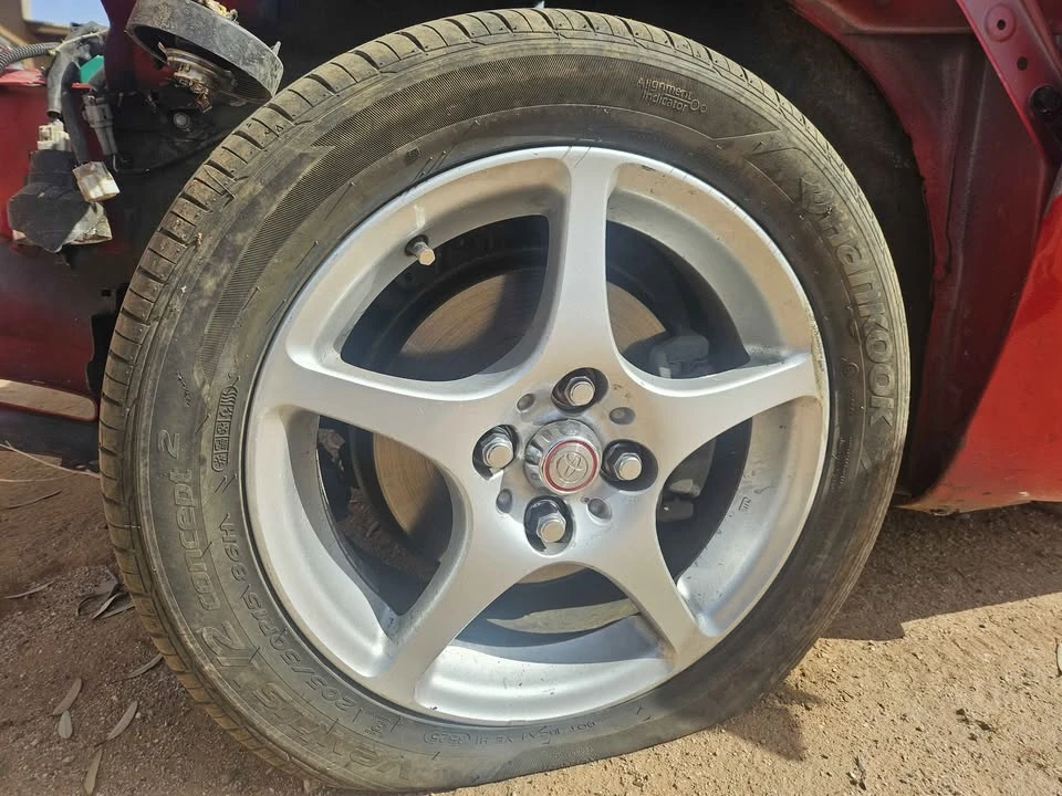 2000 Toyota MR2 Spyder/MR-S - Image 14 of 18