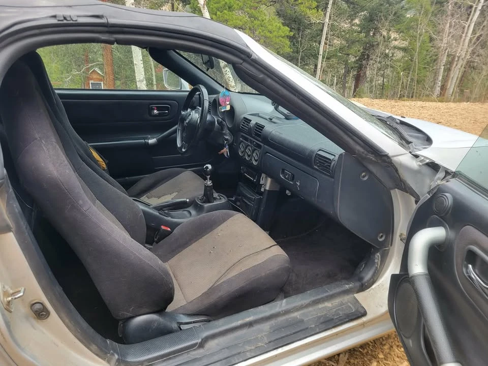 2000 Toyota MR2 Spyder/MR-S - Image 16 of 18