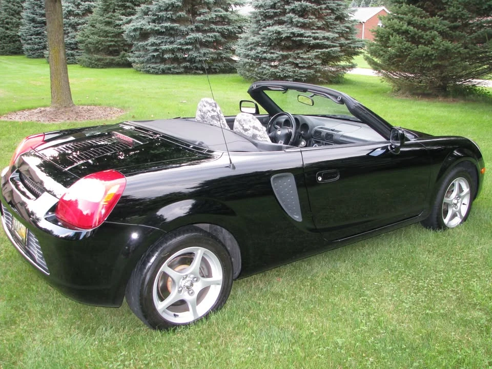 2000 Toyota MR2 Spyder/MR-S - Image 12 of 18