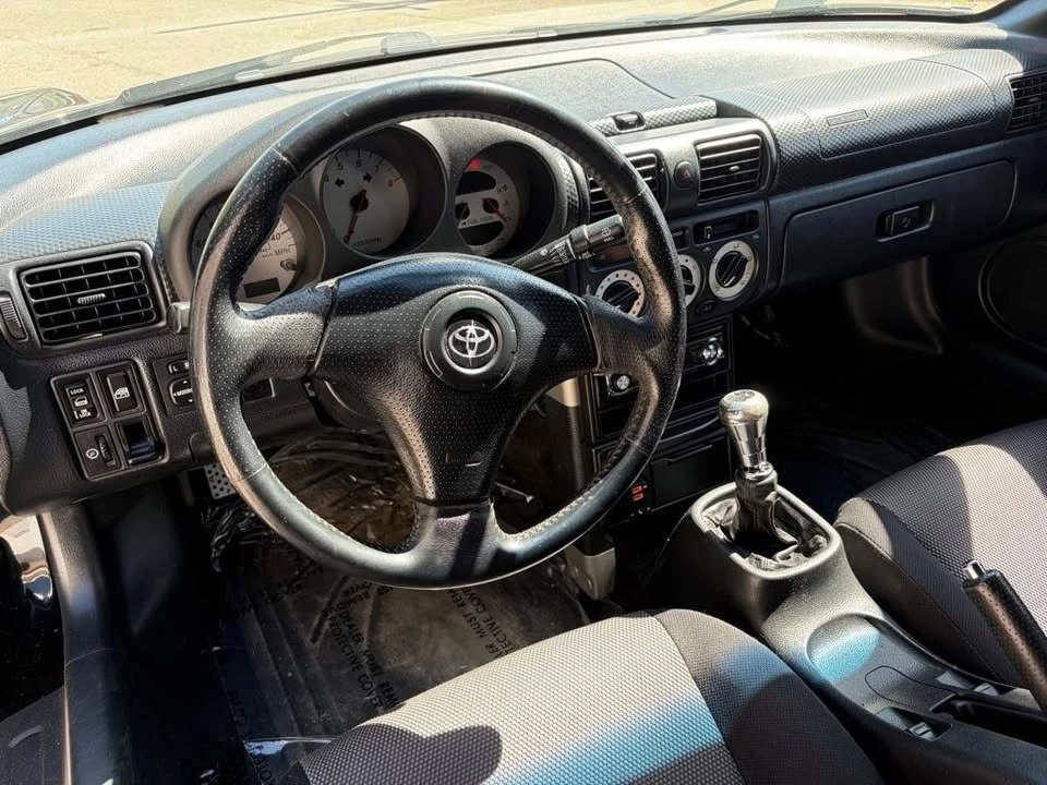 2000 Toyota MR2 Spyder/MR-S - Image 17 of 20