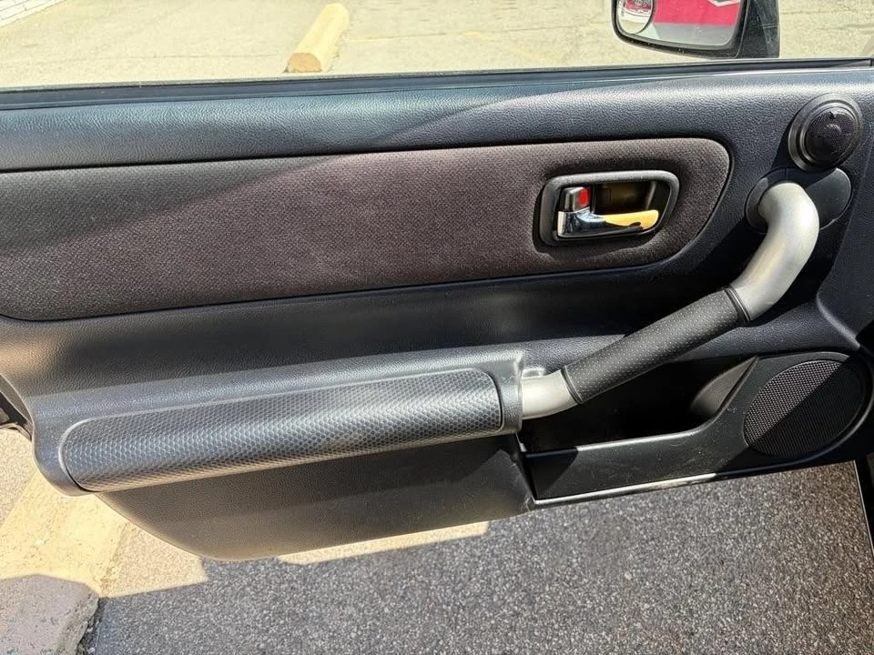2000 Toyota MR2 Spyder/MR-S - Image 15 of 20