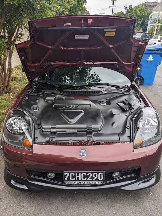 2000 Toyota MR2 Spyder/MR-S - Image 2 of 9