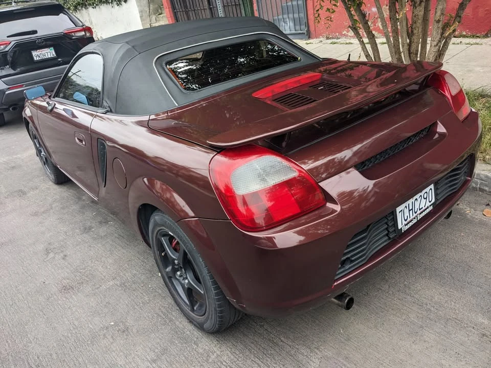 2000 Toyota MR2 Spyder/MR-S - Image 4 of 9