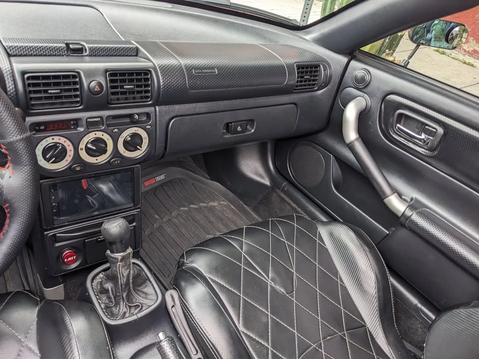 2000 Toyota MR2 Spyder/MR-S - Image 7 of 9