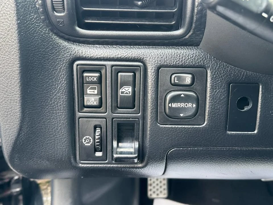 2000 Toyota MR2 Spyder/MR-S - Image 15 of 19