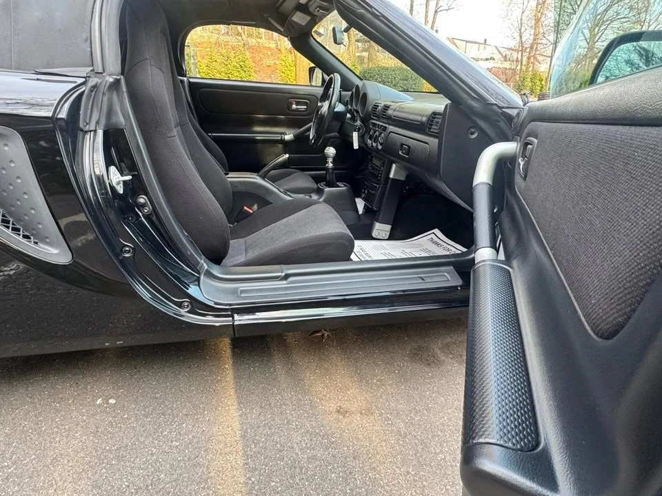 2000 Toyota MR2 Spyder/MR-S - Image 19 of 19